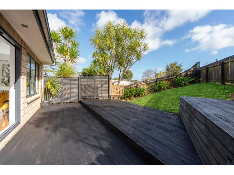 17a Atkinson Road Titirangi_15