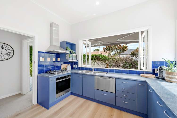 1/7 Seaview Avenue Northcote_5