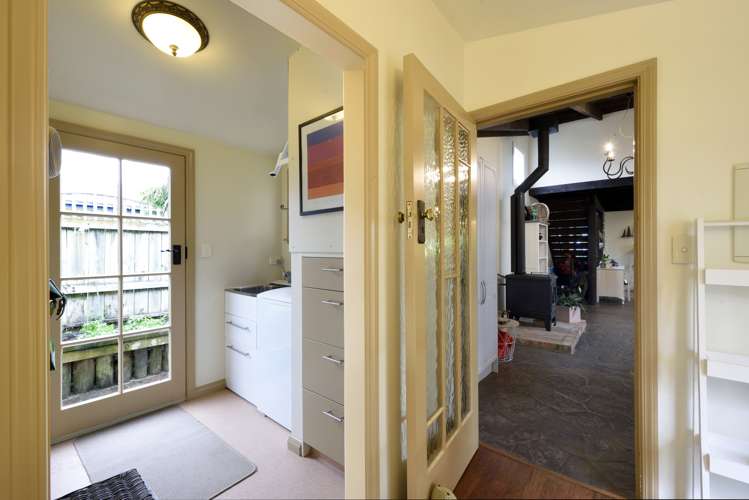 12 Ivy Crescent Richmond_11