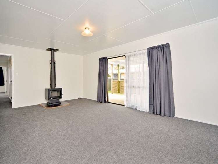 10 Okato Place Masterton_13
