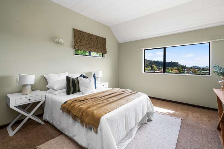 3 Ball Lane Redcliffs_13