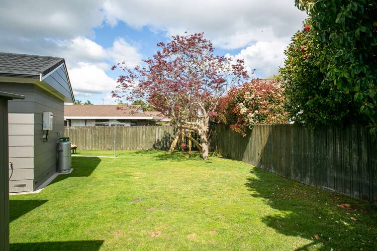 39 Sheridan Crescent Leamington_22