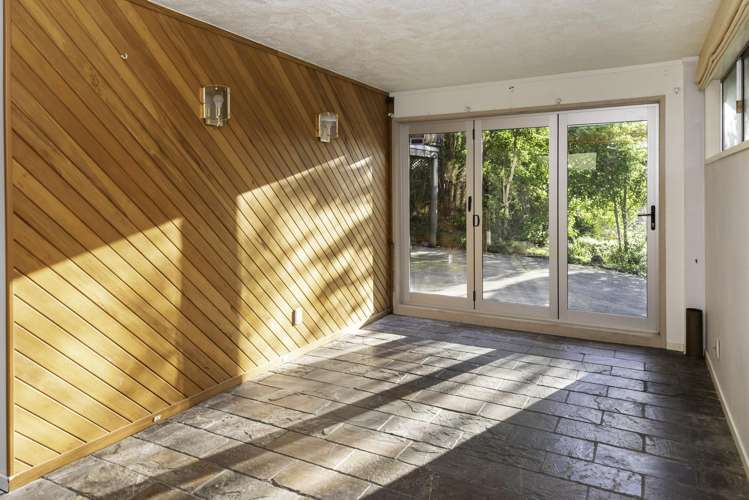 14 Charles Dickens Drive Mellons Bay_12