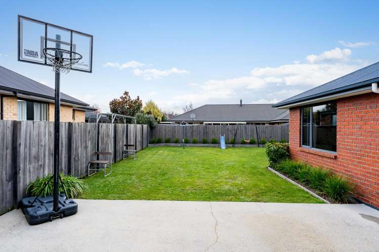 16 Fenty Place Mosgiel_35