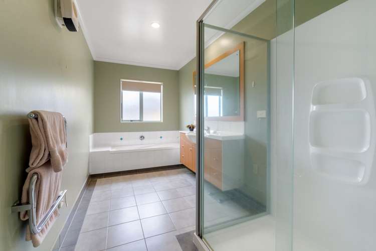 11 Coachman Drive Flat Bush_20