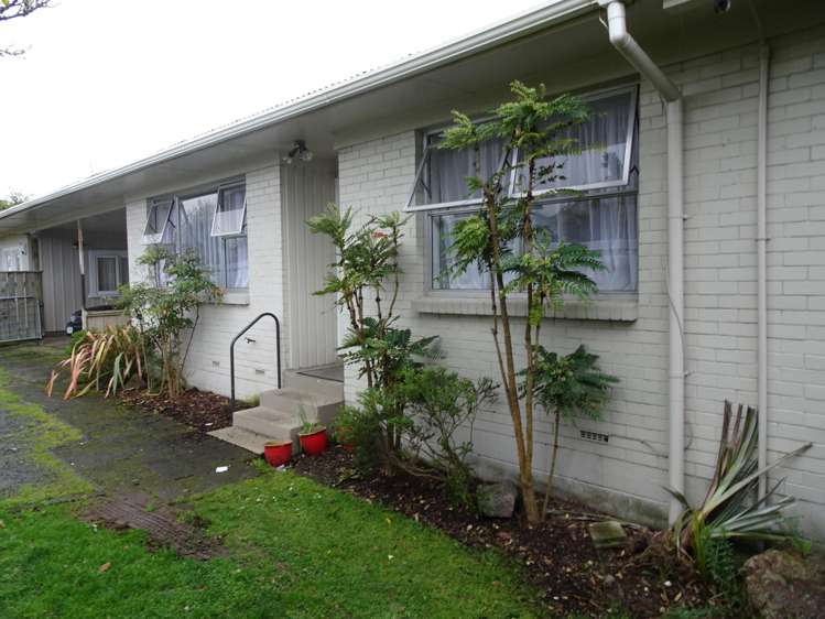 24 Larch Street Victoria_0