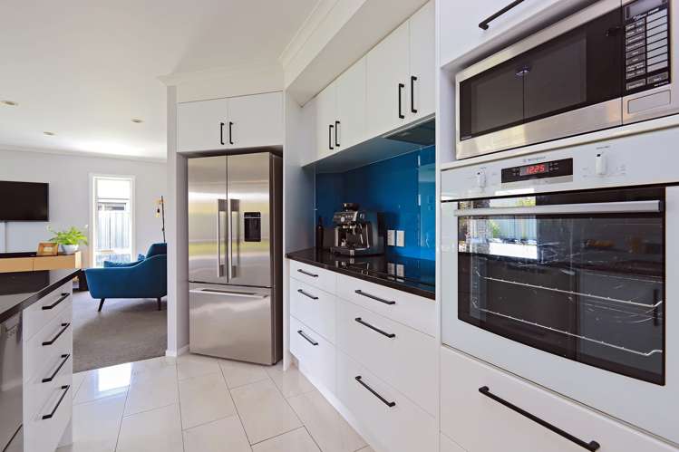 6 Begley Place Frimley_5