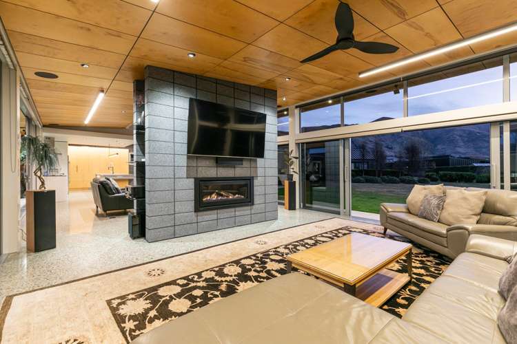 23 Mountain View Drive Wanaka_8