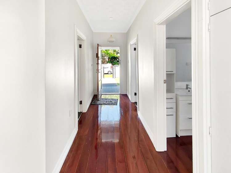 51 Pharazyn Street 10614_11