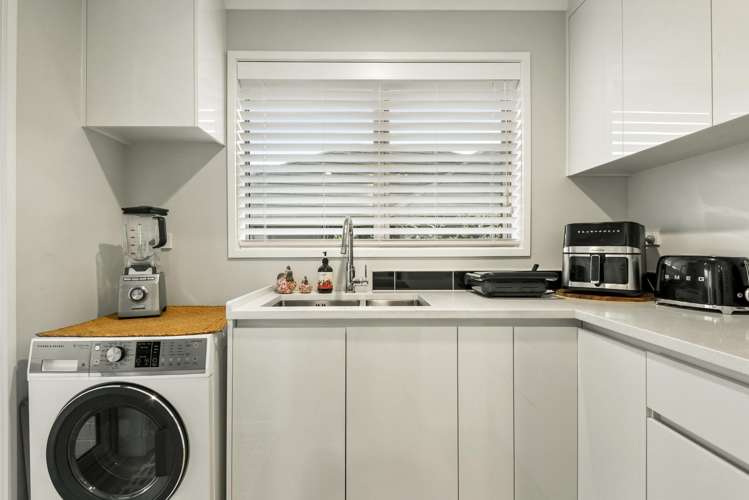 14 Copal Lane Millwater_11