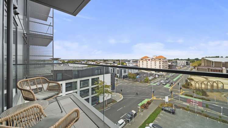 608/64 Kilmore Street_0