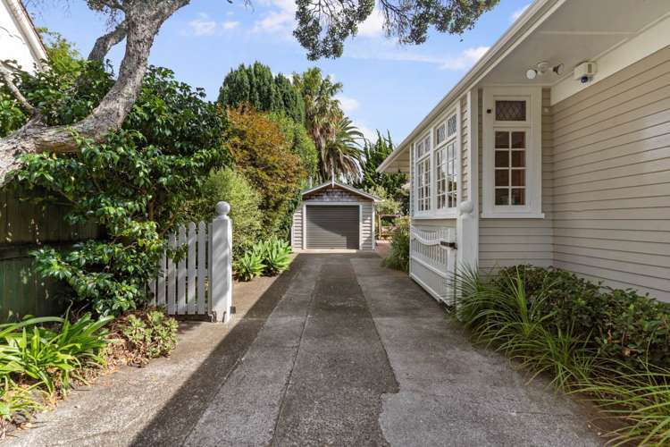 4 Fernleigh Avenue Royal Oak_18