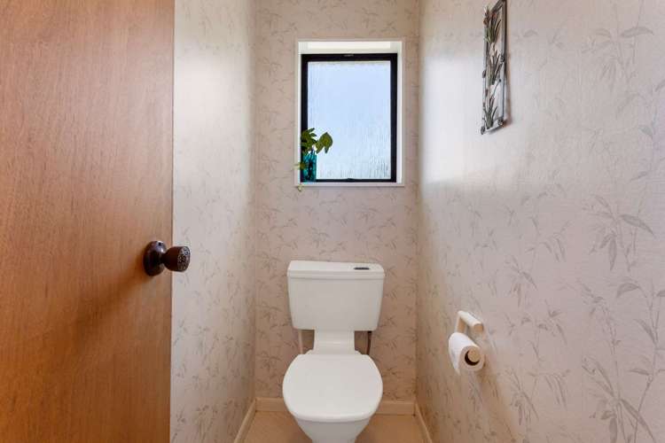 19b Paynters Avenue Strandon_11