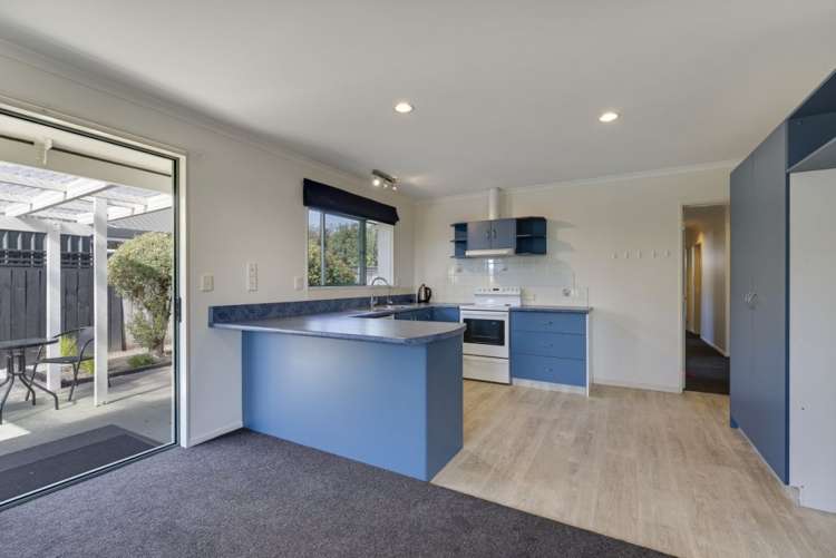 27 Kingsford Drive Stoke_5