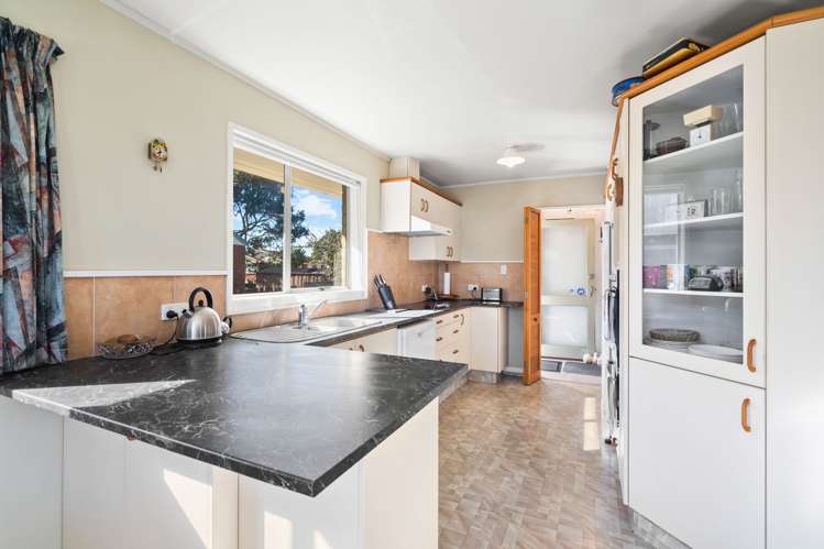 2 Rakatau Place Ruakaka_7