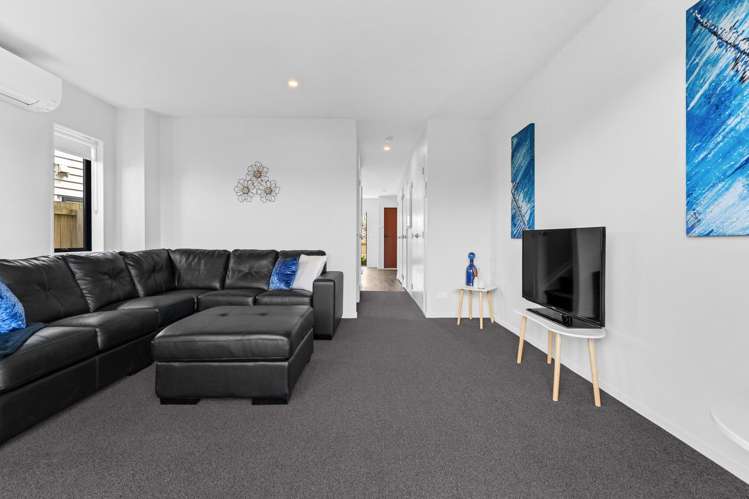 66 Matawhanga Drive Wattle Downs_8