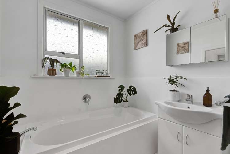 19 Kahikatea Street Inglewood_13