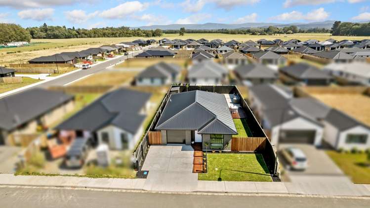 5 Cousins Street Woodend_19