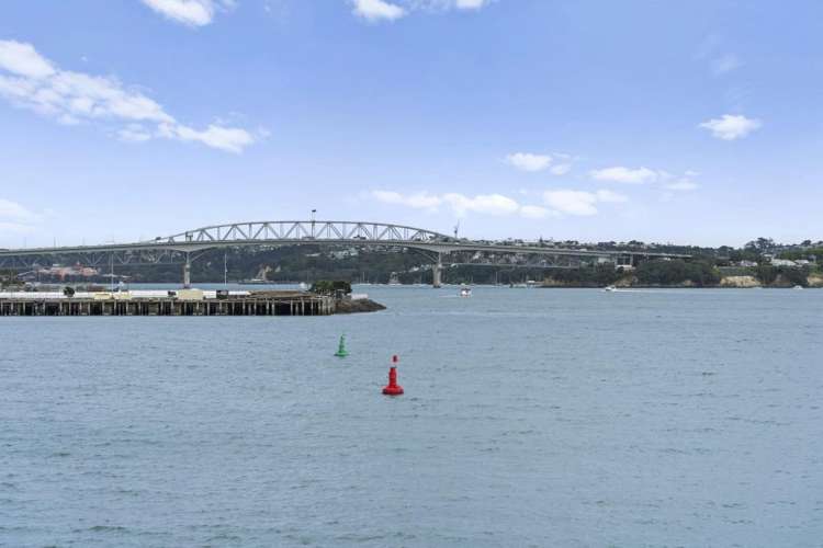 2/143 Quay Street 10015_14