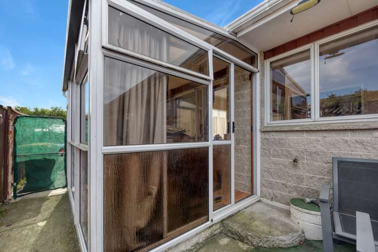 1/8 Exeter Street Stoke_6