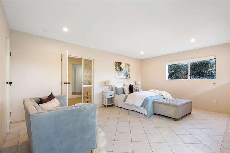 1/47 Girrahween Drive Totara Vale_11