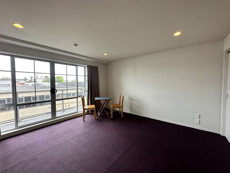 2j/3 Keystone Avenue Mt Roskill_1