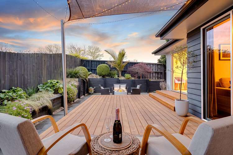 5 Bishopsworth Way Huntington_12