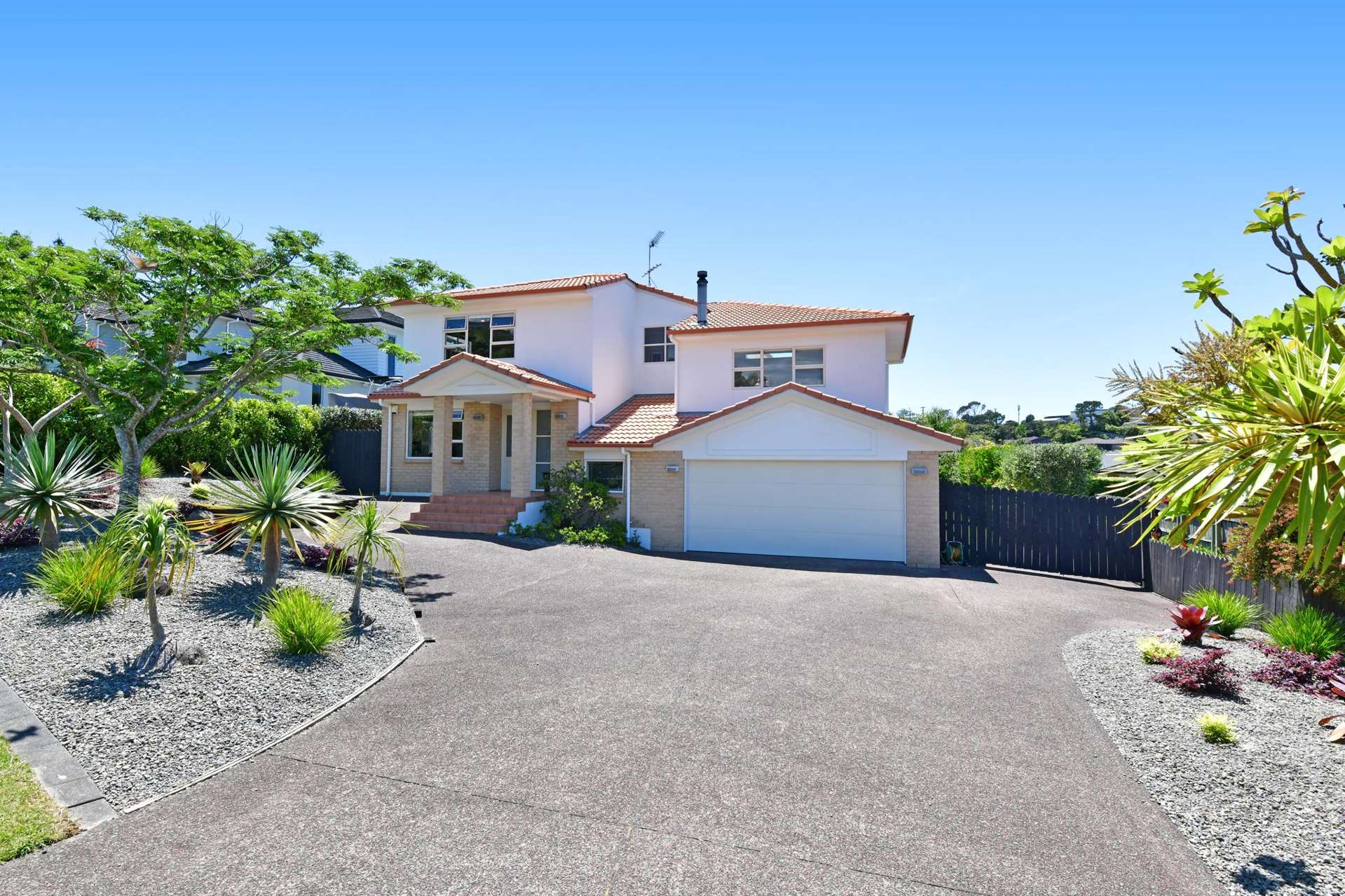 56 Waldorf Crescent Orewa_0