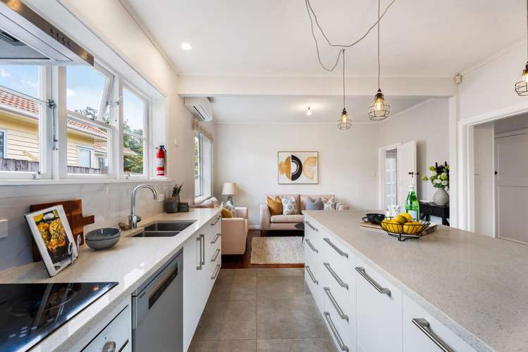 31 Woodward Road Mount Albert_6