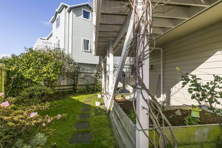 13/10 Colombo Street Newtown_8