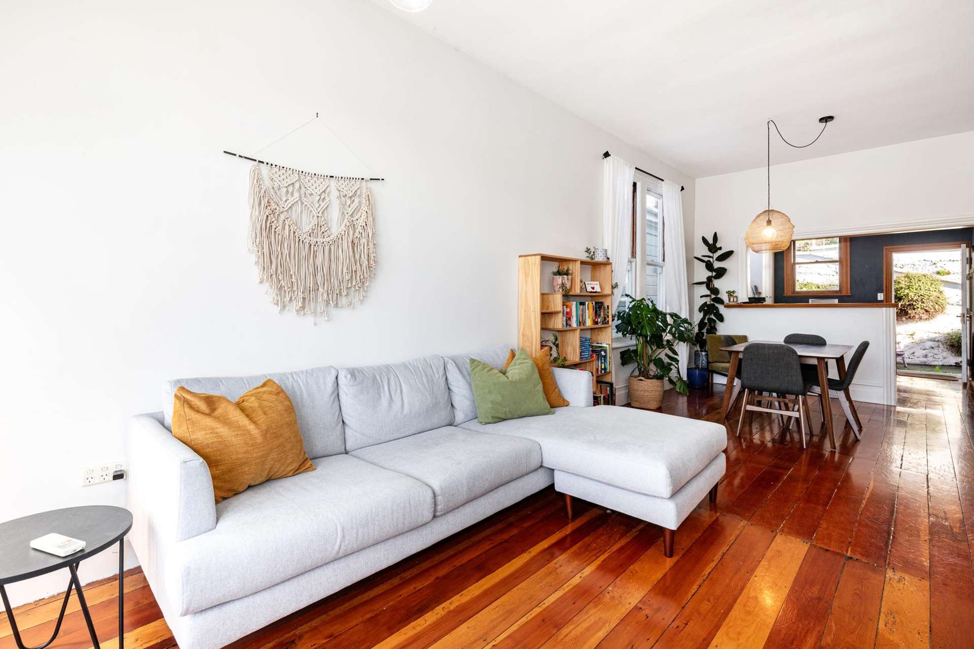 7 Burwah Street Berhampore_0