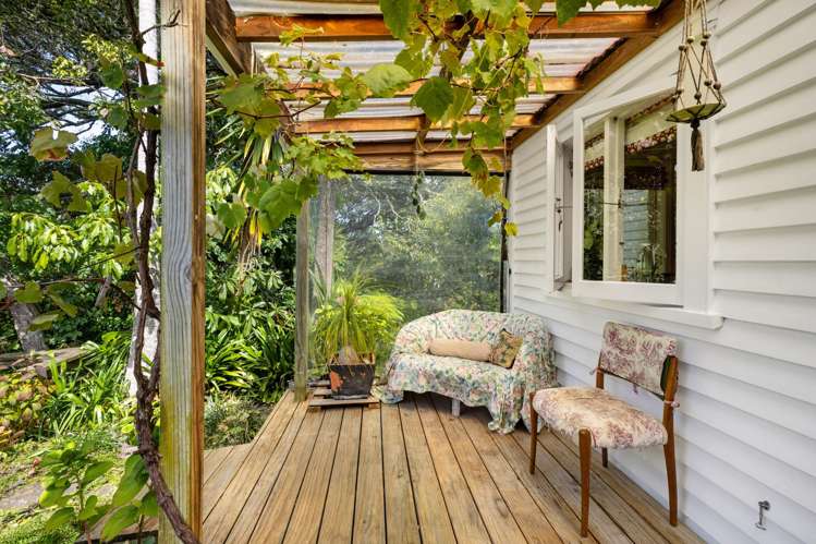 3 Rose Street Raglan_26