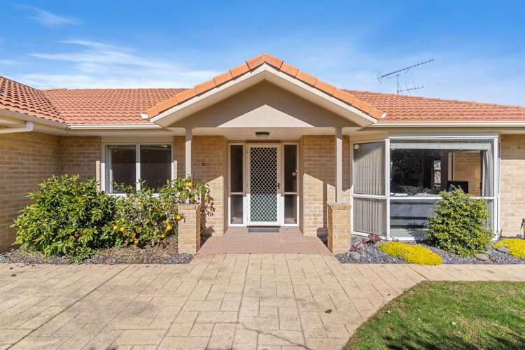 98b Beach Road Pahurehure_16