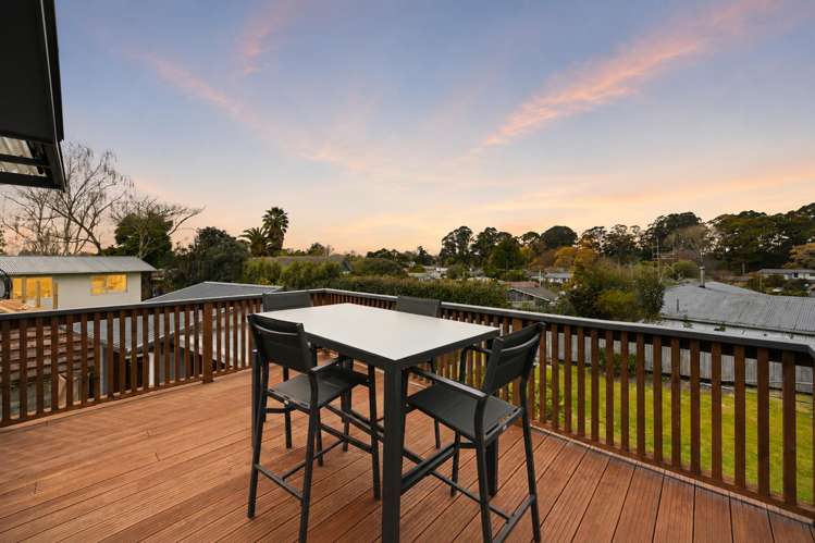 24 Garden Heights Avenue Glenview_2