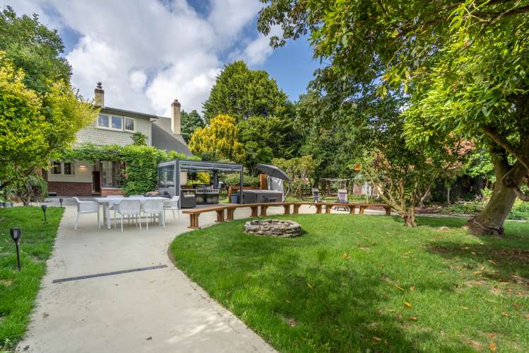 286 Bay Road West Plains_34