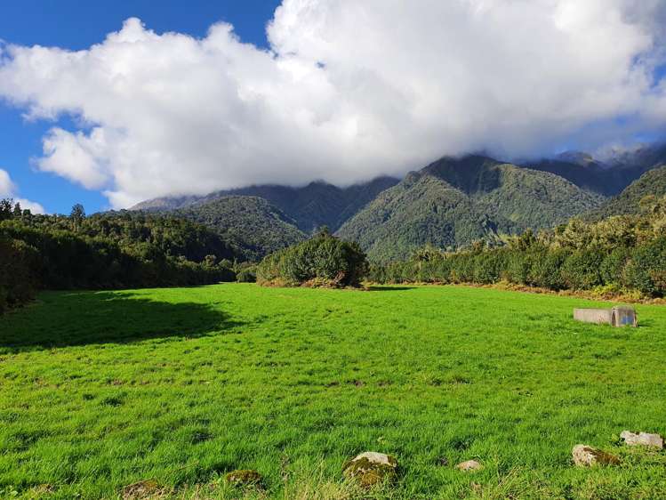 217 Poerua Valley Road Harihari_13