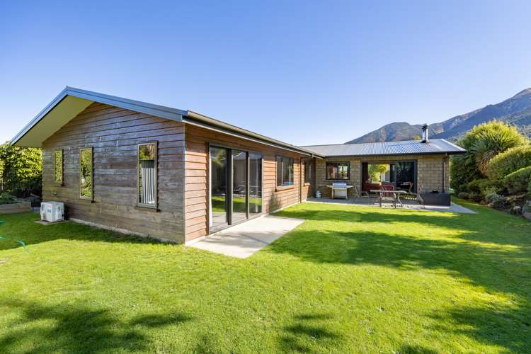 17 Little Maude Drive Lake Hawea_22