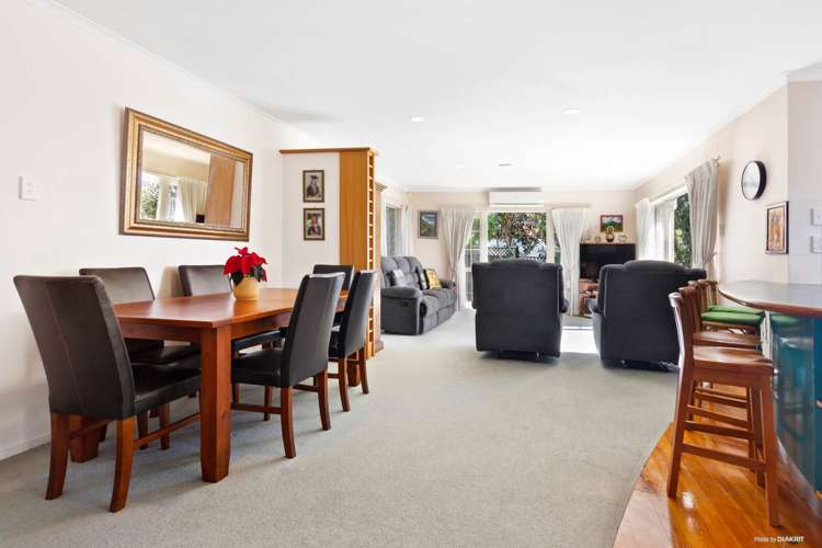 1b Wakeling Avenue Te Atatu South_6