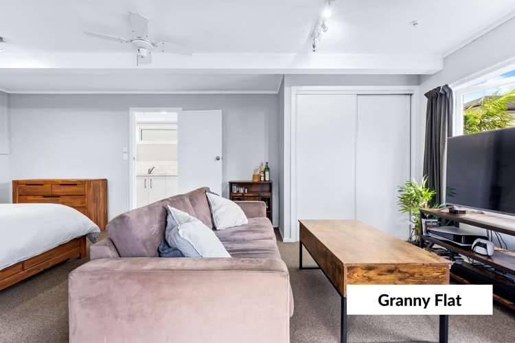 1/32 Seaview Road Glenfield_18