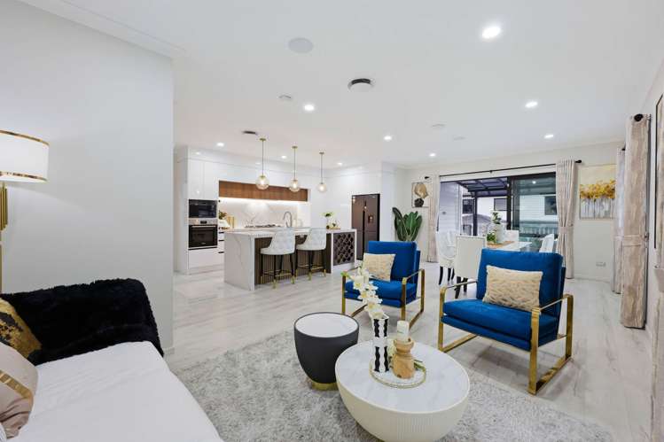 10 Tannaghmore Drive Flat Bush_6