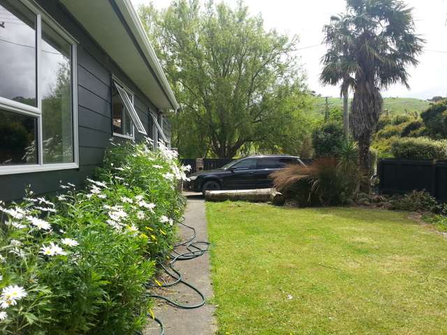 24 Doctors Hill Road Maungaturoto_2