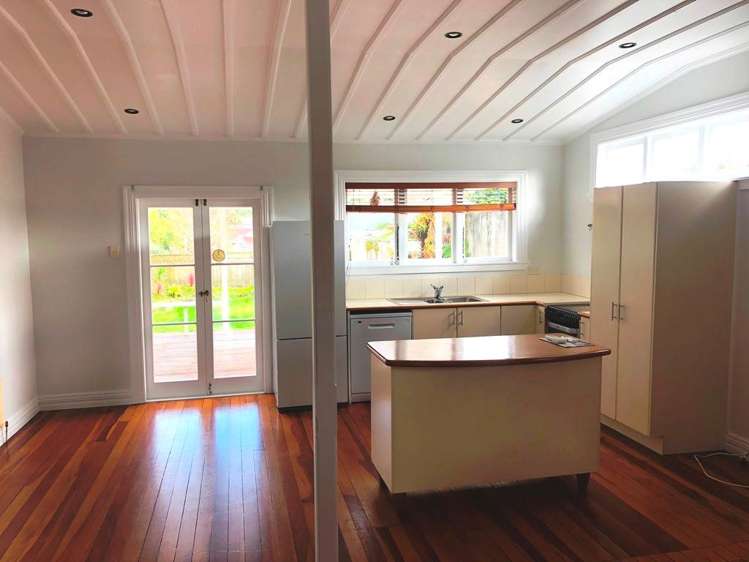 100 Valley Road Mount Eden_13