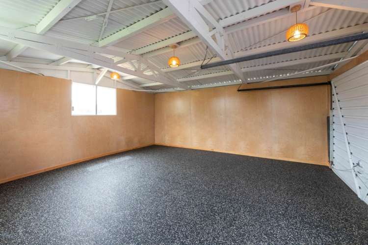 12 Duncan Avenue Te Atatu South_13