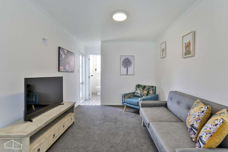 84 Shaw Road Oratia_11