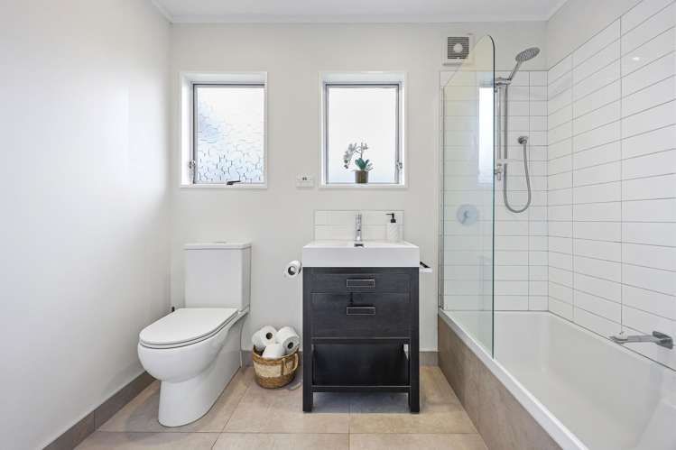 2/116 Prince Regent Drive Half Moon Bay_22