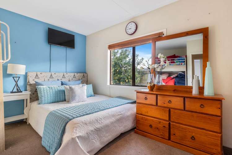 3/11 Anglers Way Wattle Downs_10