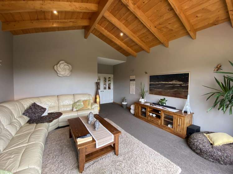 1489 Weranui Road Wainui_6