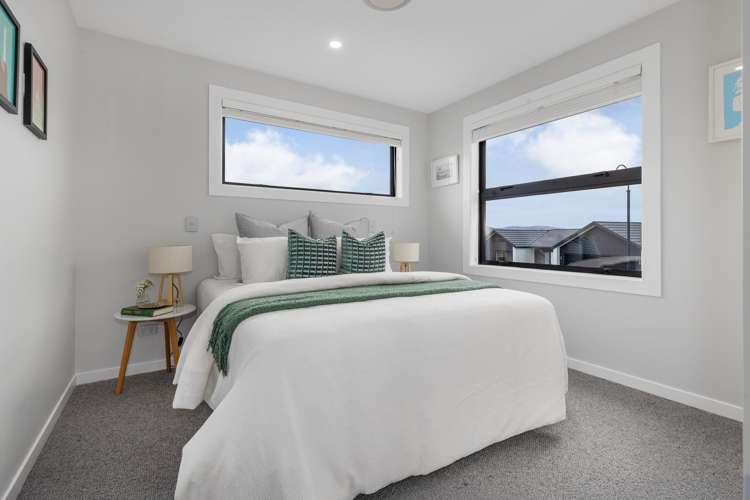 14 Rotorua Grove Aotea_22