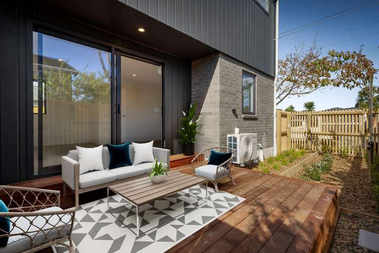 437 Worcester Street Linwood_17