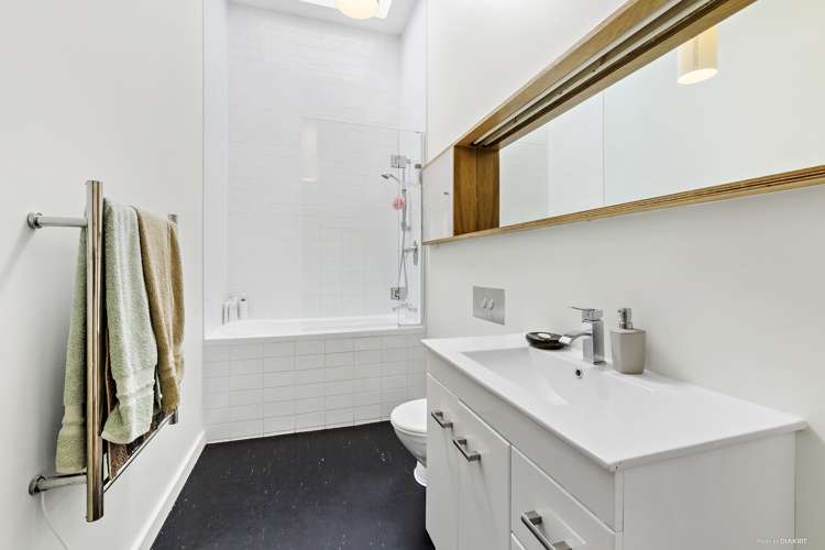 87 Te Wharepouri Street Berhampore_9